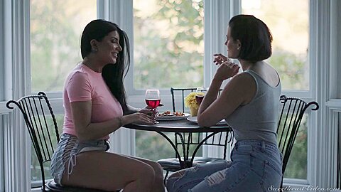 Penny Barber Lesbian Milfs Sex