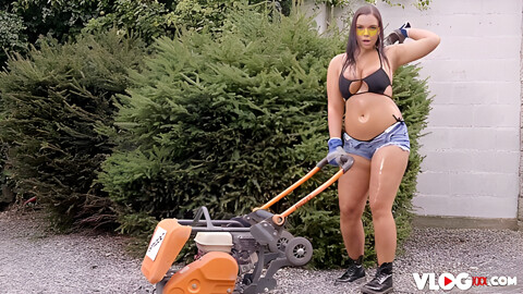 Big Ass Hottie Sofia Lee Goes Crazy While Riding A Dick