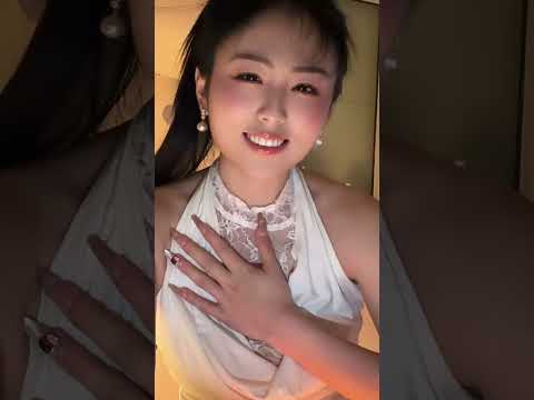 和年青小姑娘是撒感觉 サムネイル